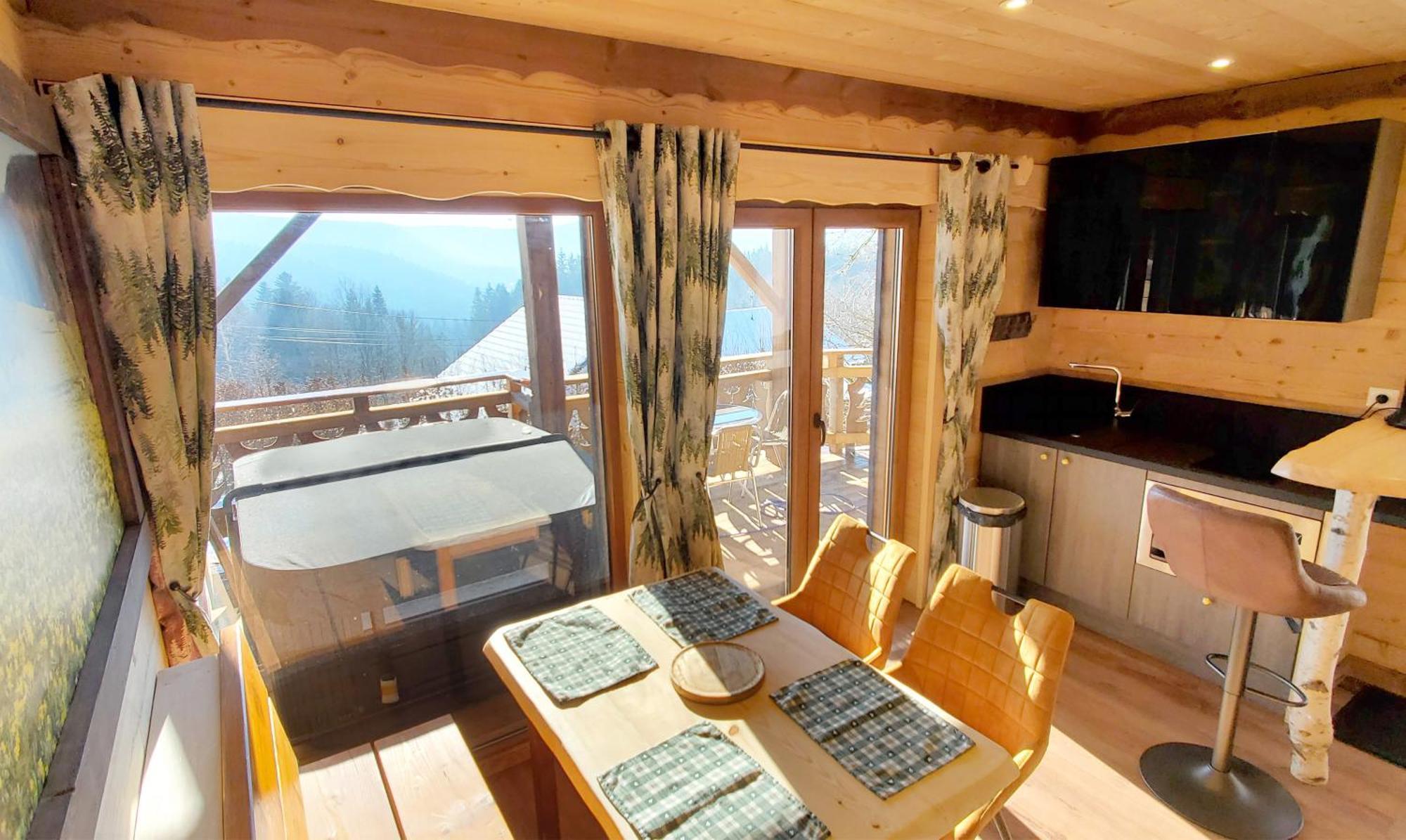 Gite Panoramique Et Spa De Liezey La Source 外观 照片